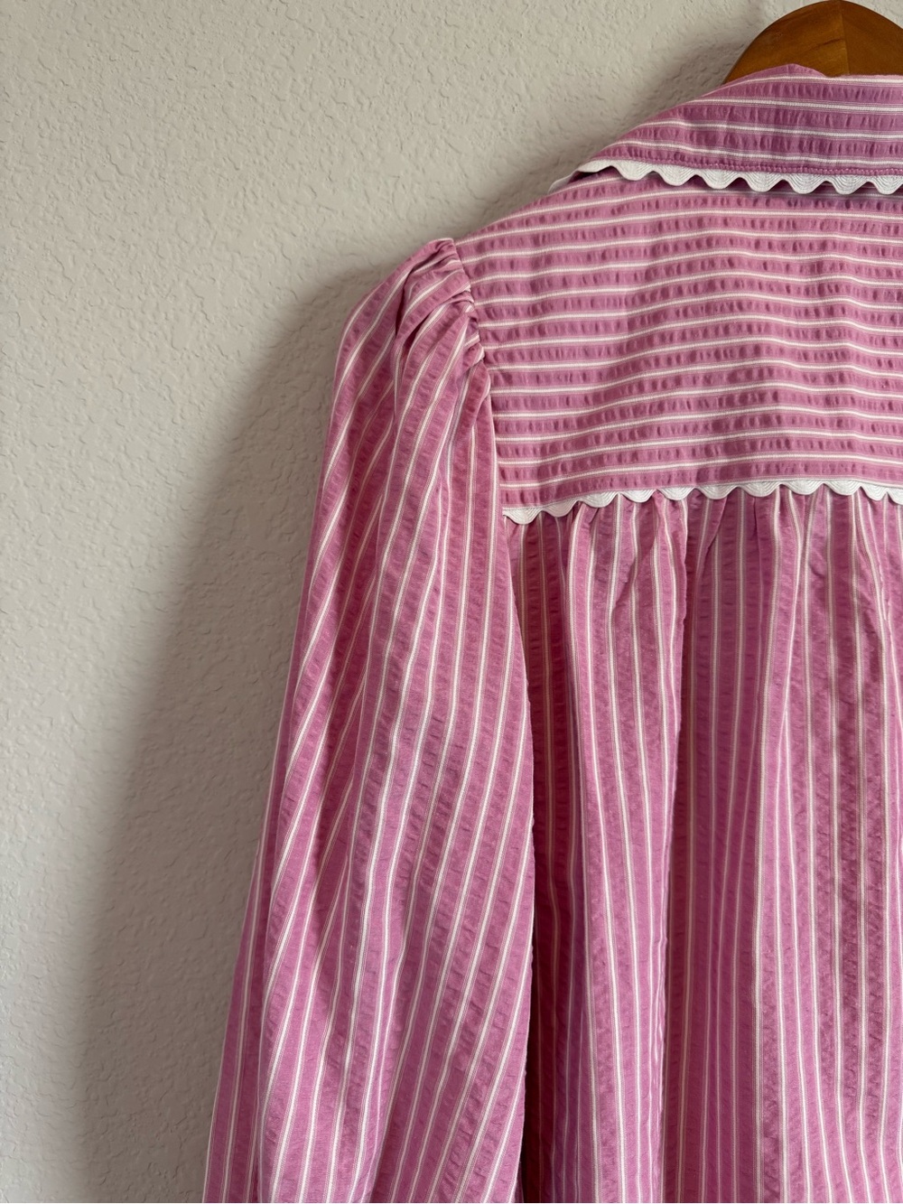 Entro Pink Striped Puff Sleeve Ric Rac Detail Grand Millenial Button Down Top S - Picture 10 of 10